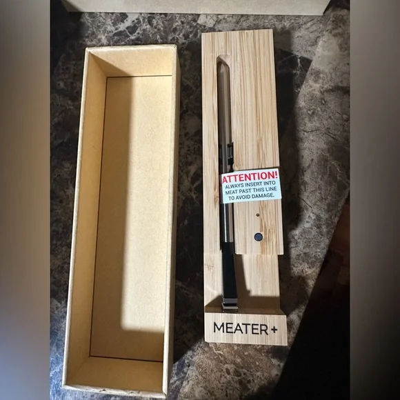 Meater Plus Wireless Meat Thermometer - Gold - Picture 3 of 7